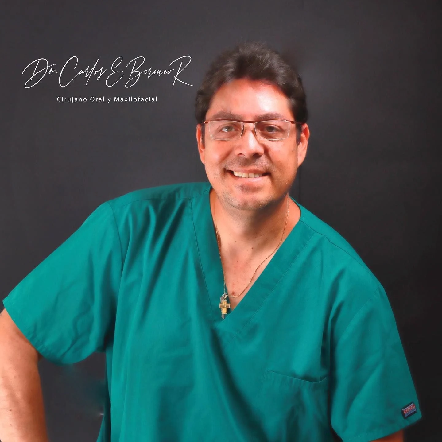 Dr. Carlos Bermeo